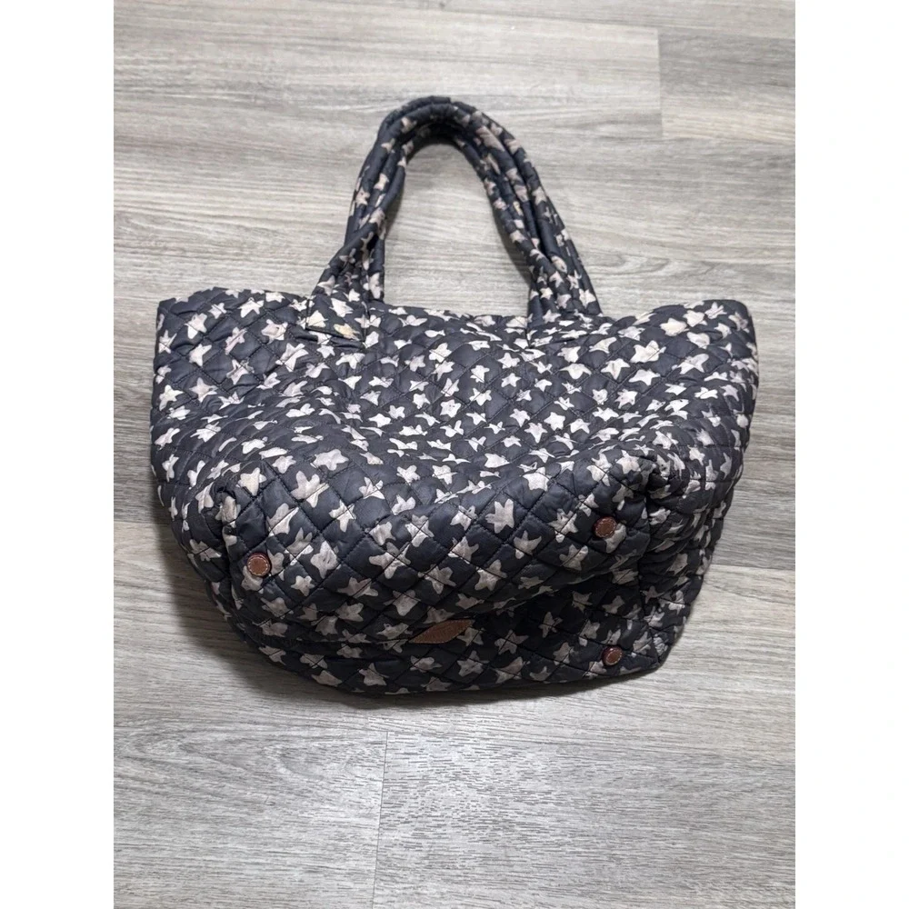 MZ Wallace Medium Metro Tote Quilted All Over Star Print bag Rare - Picture 4 of 13